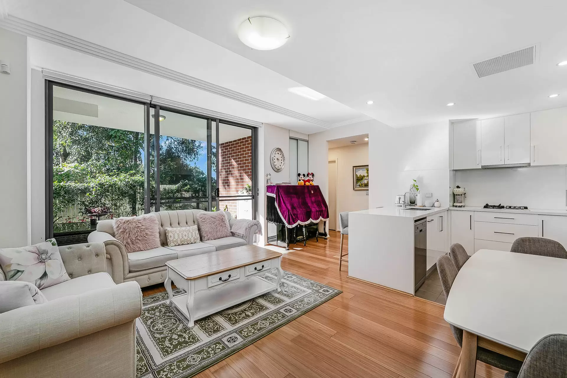 2/12-14 Cecil Street, Gordon Leased by The Marshall Group - image 1