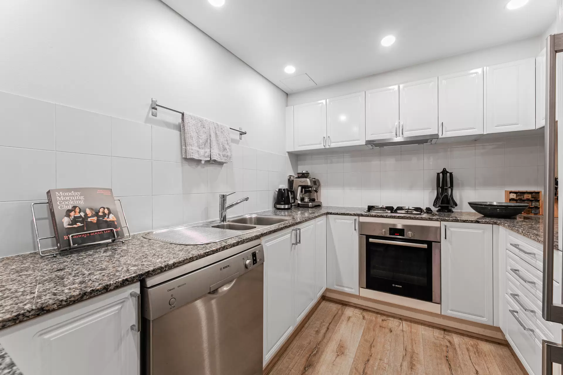 209/9 Everton Street, Pymble Leased by The Marshall Group - image 2