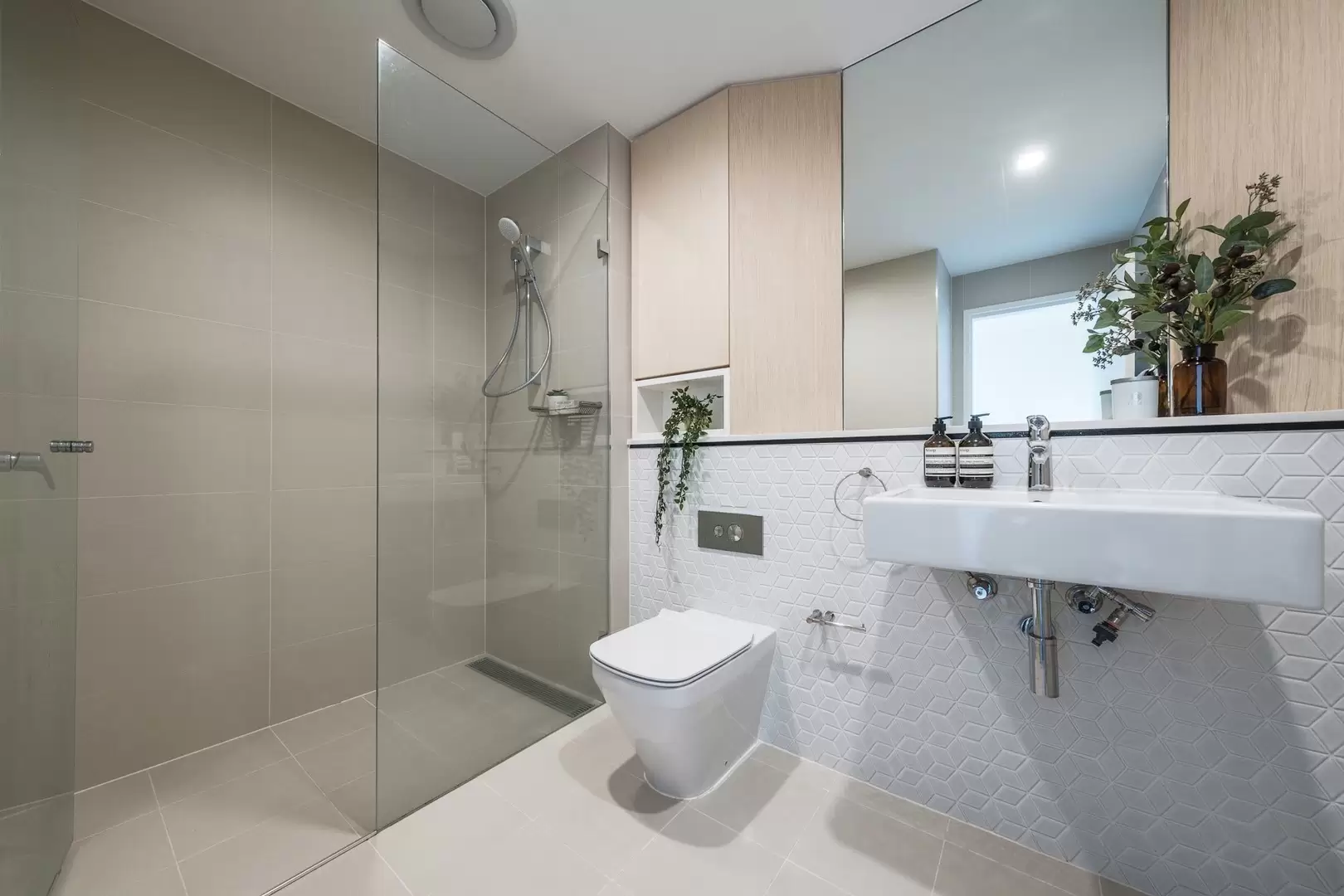 40/1 Womerah Street, Turramurra Leased by The Marshall Group - image 5